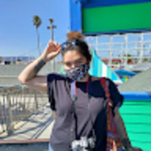 Meet your Posher, Adriana